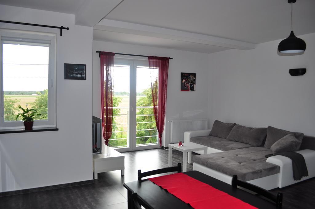 Apartament Scorpion Modlin Czosnow Luaran gambar