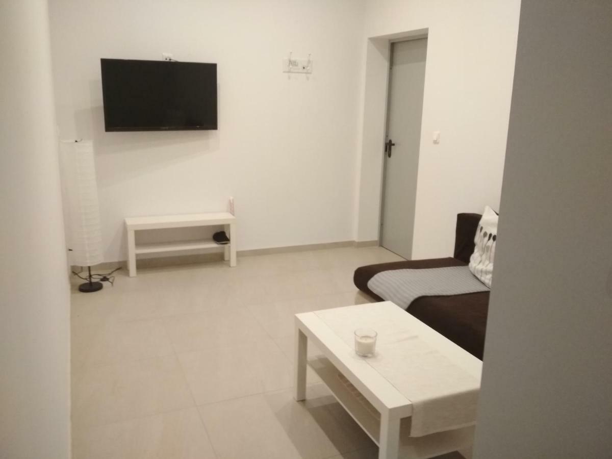 Apartament Scorpion Modlin Czosnow Luaran gambar